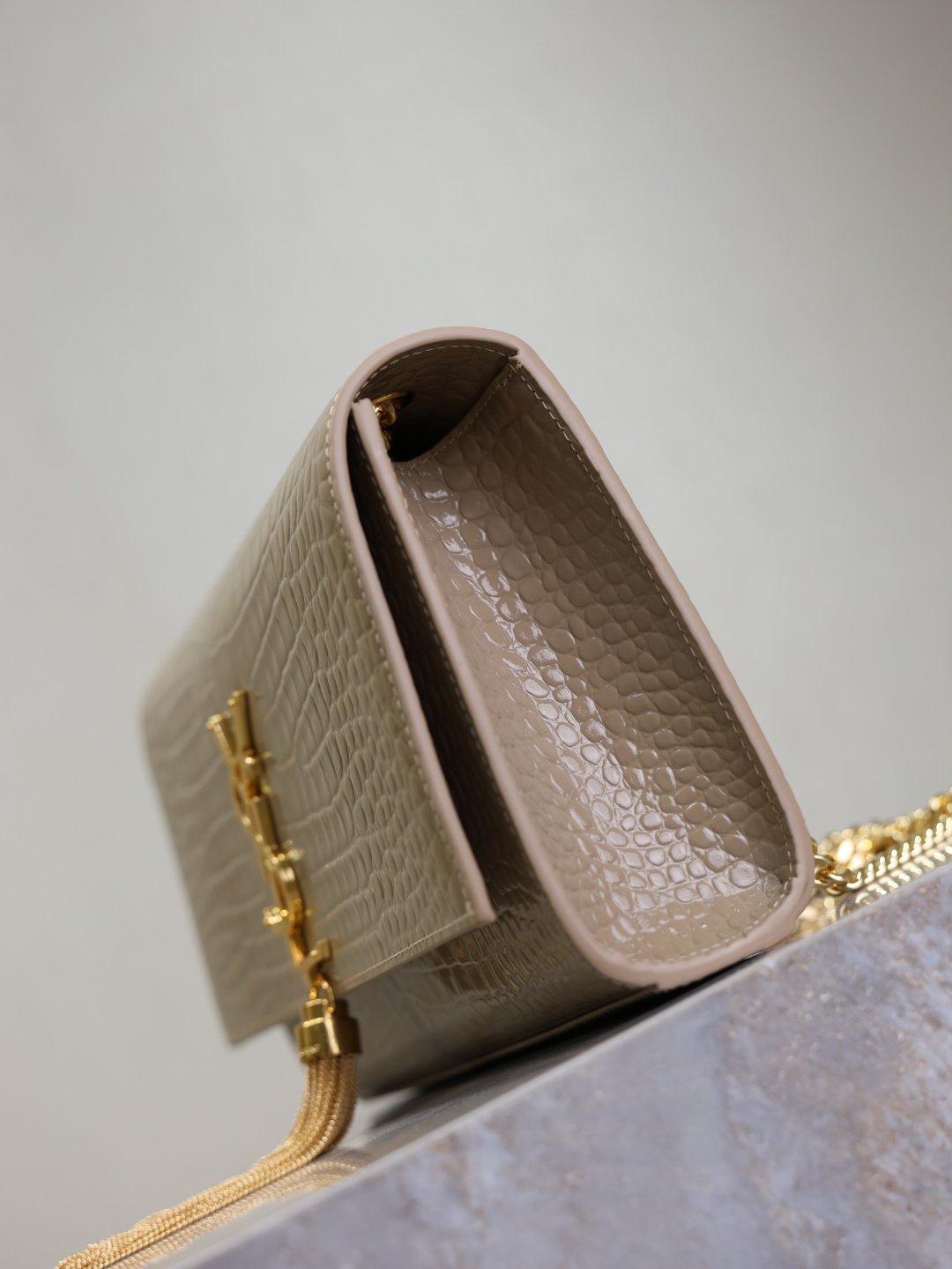 cmp_i1750402829184_8372_0_4