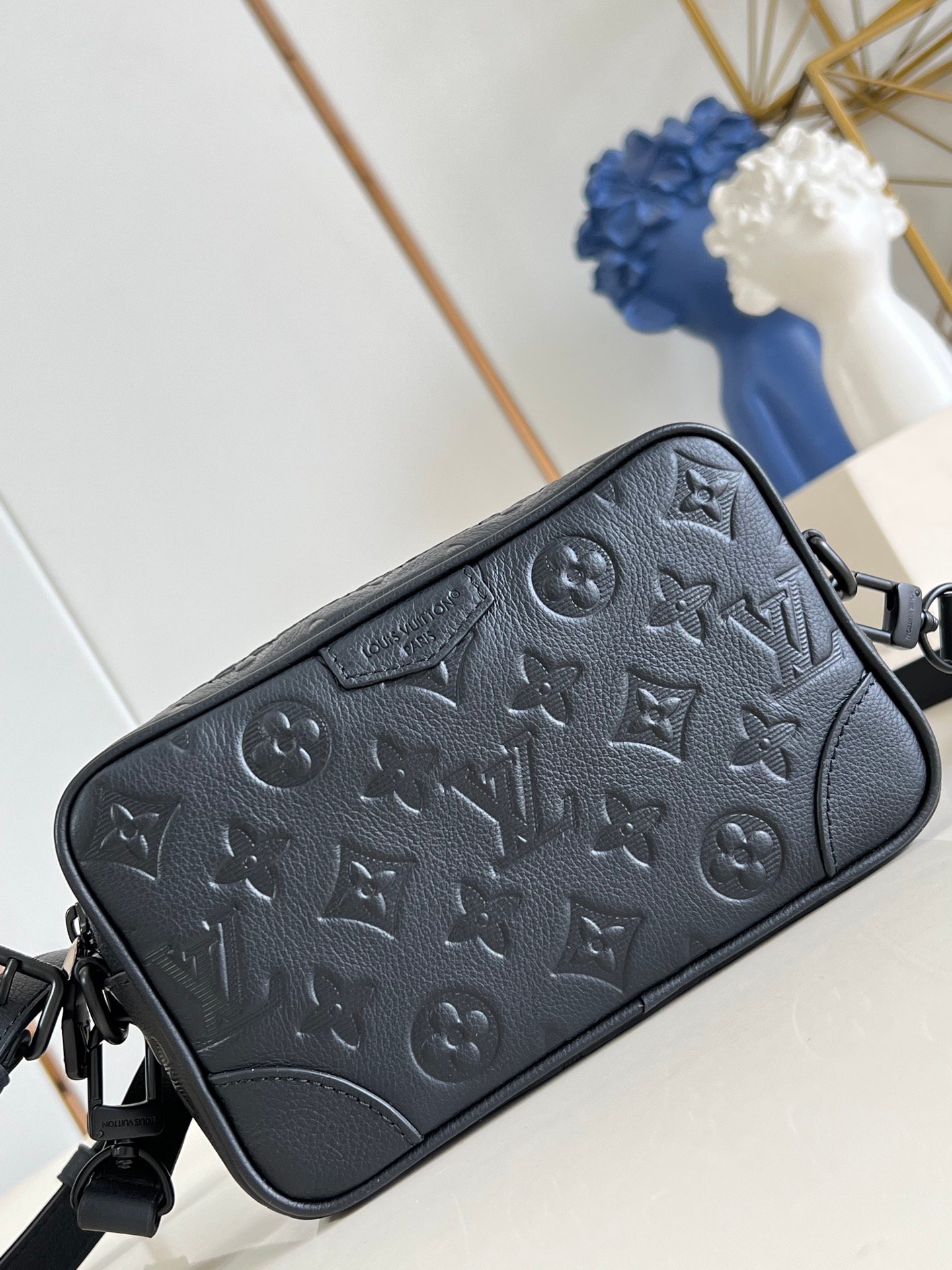 i1761632666110_9552_0_1