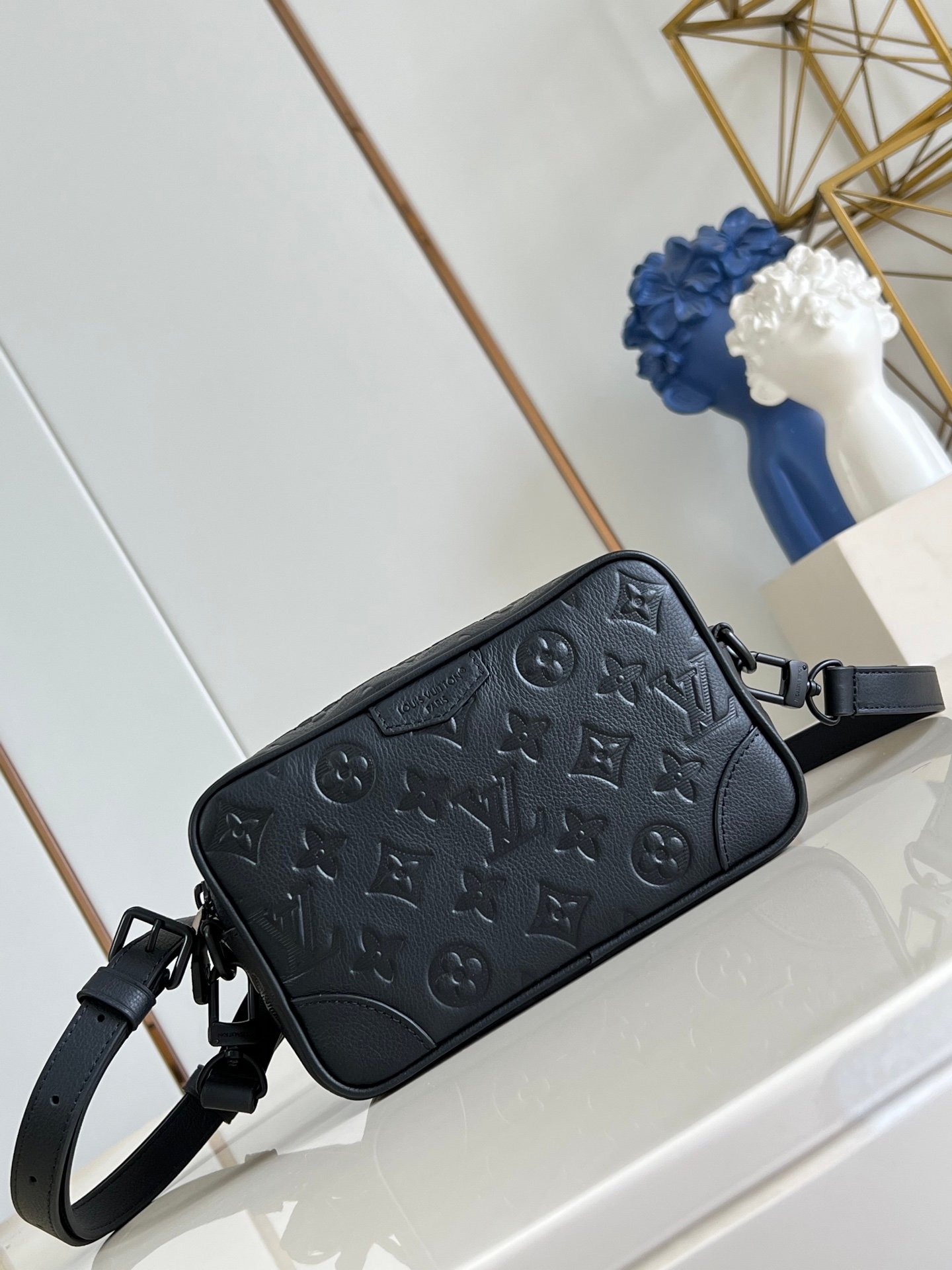 i1761632669046_9625_0_0