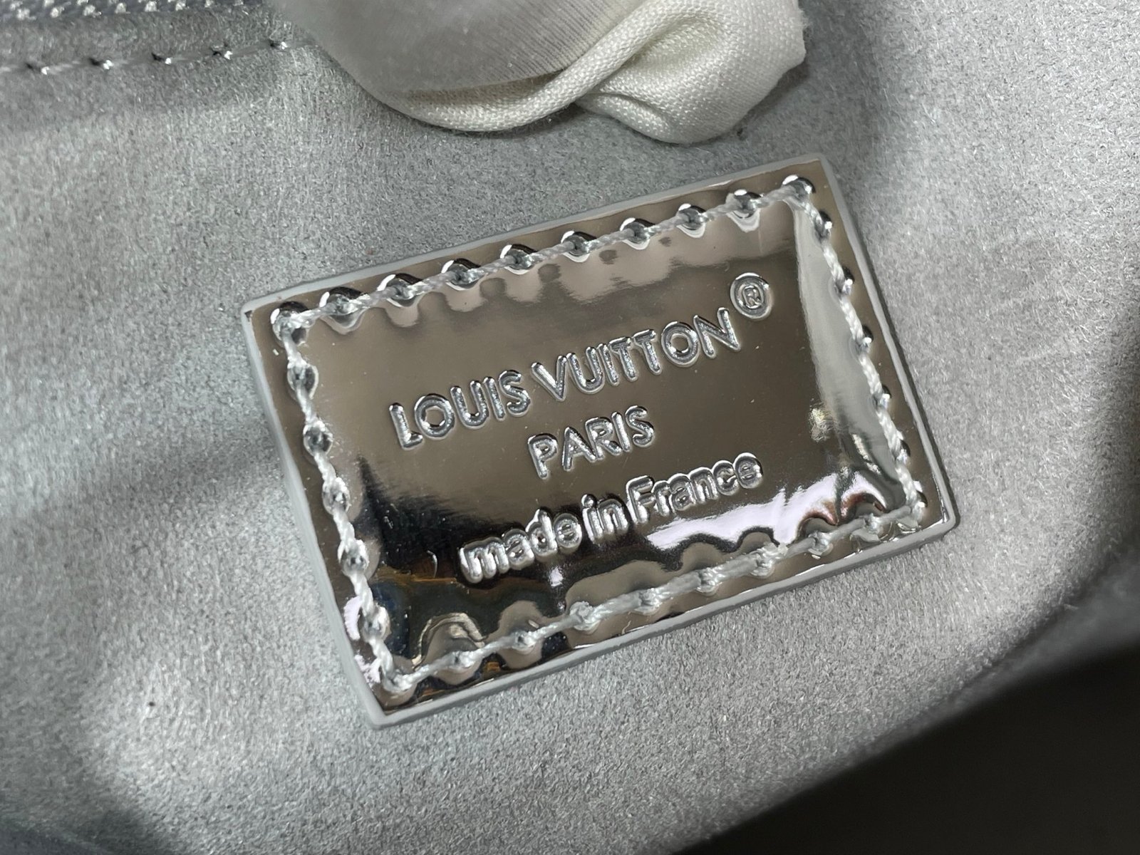 i1762242674057_1002_0_8