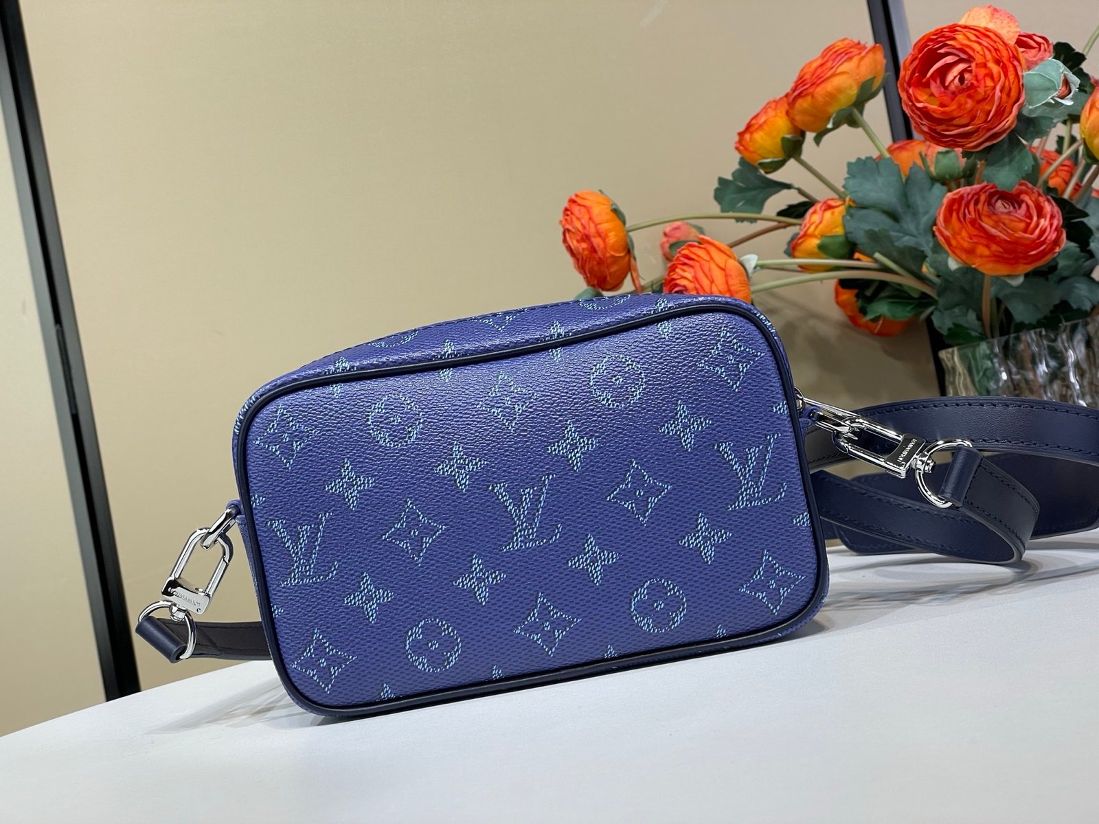 i1762421873683_8861_0_2